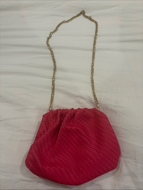 Anthropologie Handbags - Anthropologie Stylish Pink Woven Shoulder Bag with Gold Chain Strap